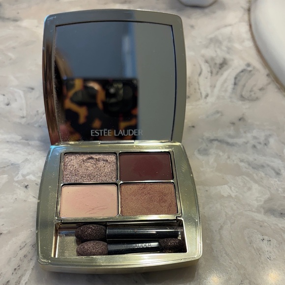 Estee Lauder Other - Estee Lauder Eyeshadow Quad - Shimmering Neutrals